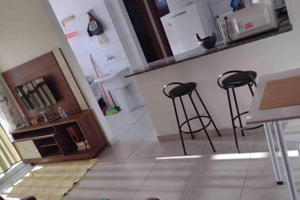 Apto Em Ubatuba Divisa Com A Praia De Itagua E Facil Acesso As Praias Fica Ao Lado Do Atacado Tenda Da Rodovia Rio Santos Bagian luar foto